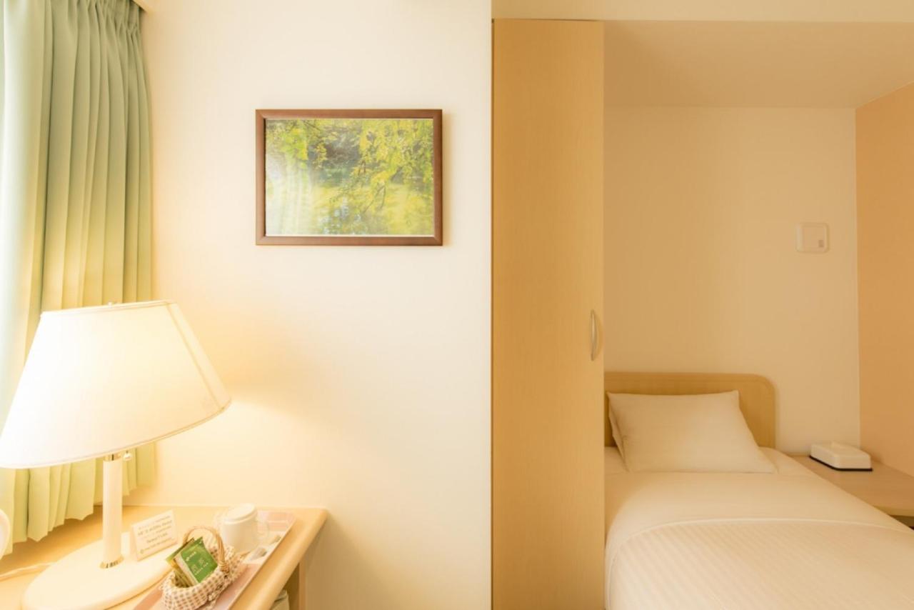Hotel Famy Inn Kinshicho Tokyo Exterior photo
