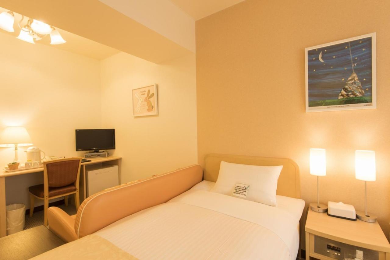 Hotel Famy Inn Kinshicho Tokyo Exterior photo